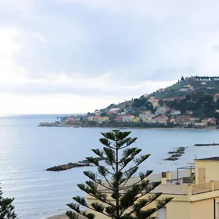 H11 Arma Vista Mare Panoramica * Arma di Taggia