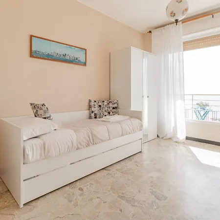 H11 Arma Vista Mare Panoramica Appartement *
