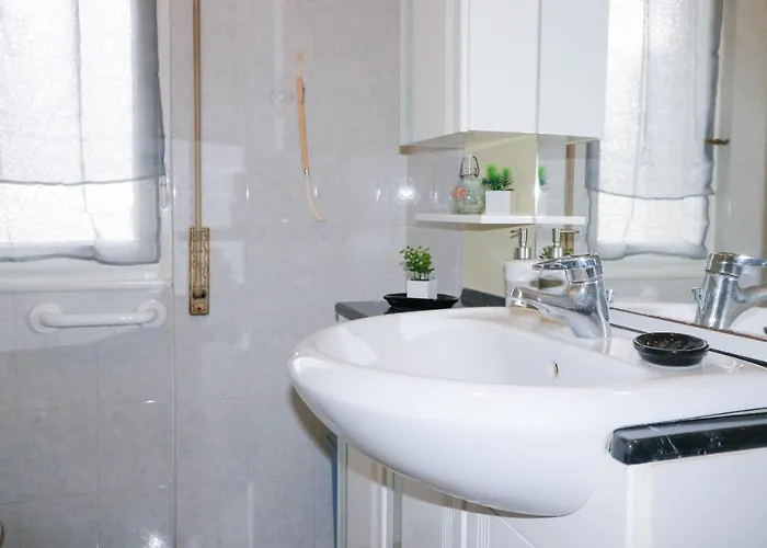 H11 Arma Vista Mare Panoramica * Arma di Taggia